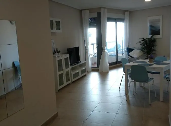 Plaza Mayor 2 Bedroom شقة *